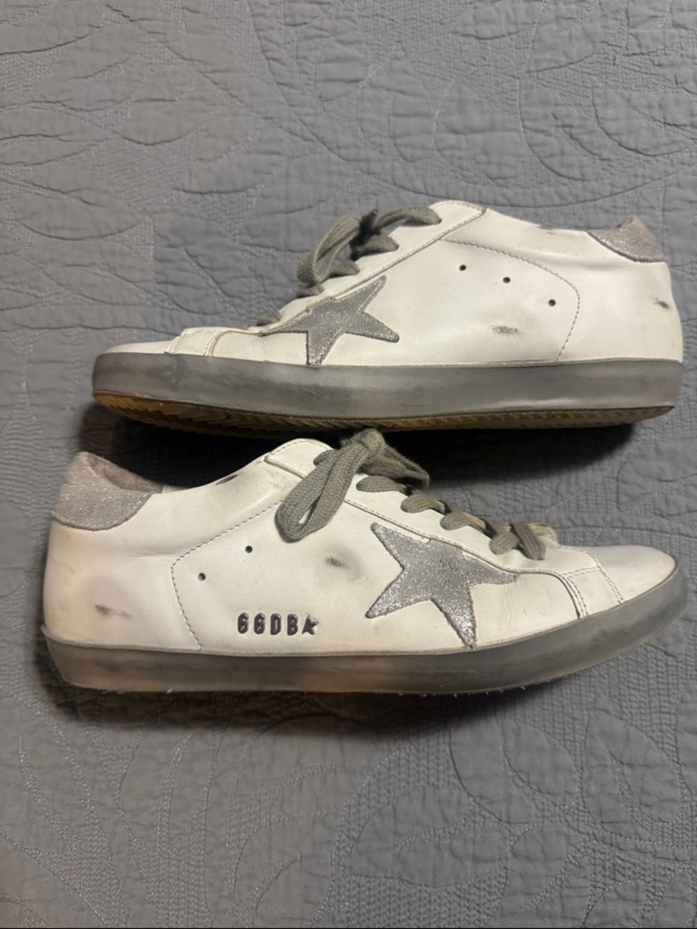 Golden Goose White Leather Low-Top Sneakers with Gray Star